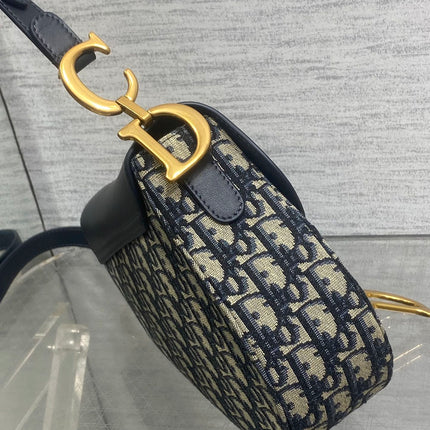 DIOR 25S MEDIUM SOFT SADDLE BAG 25 IN BLUE DIOR OBLIQUE JACQUARD AND SMOOTH CALFSKIN