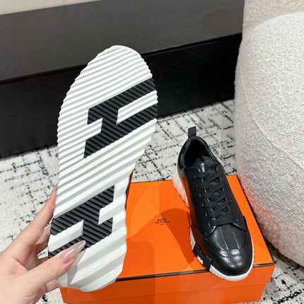 BOUNCING SNEAKER IN BLACK CALFSKIN