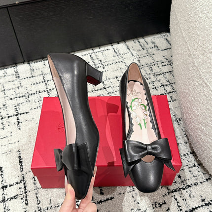 VLTN HIGH HEEL 25S 40 MM IN BLACK CALFSKIN WITH BOW