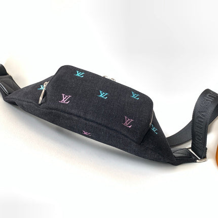 LV 25S DYNAMIC DENIM EMBROIDERED BUMBAG 37 IN BLACK CANVAS