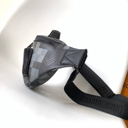 LV 25S ORIGINAL DYNAMIC BUMBAG 30 IN CANVAS DAMOFLAGE BLACK