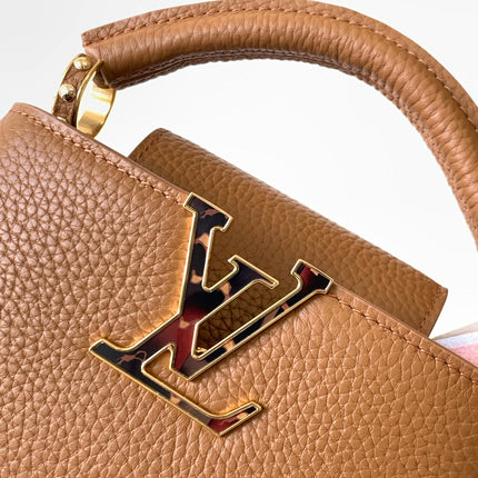 LV 25S CAPUCINES BAG 21 IN TAN CALFSKIN GOLD HARDWARE