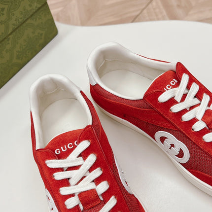 SNEAKER WITH INTERLOCKING G IN CHERRY RED SUEDE AND MESH