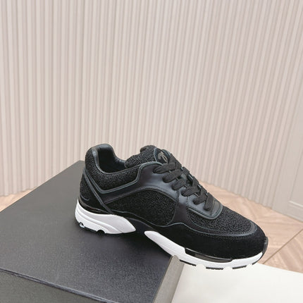 TRAINERS IN BLACK SUEDE AND CALFSKIN