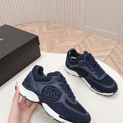 TRAINERS IN MIDNIGHT BLUE SUEDE AND CALFSKIN