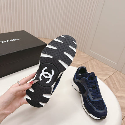 TRAINERS IN MIDNIGHT BLUE SUEDE AND CALFSKIN