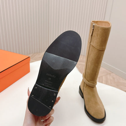 KNEE HIGH BOOTS IN CIDER BROWN SUEDE WITH SILVER BUCKLE