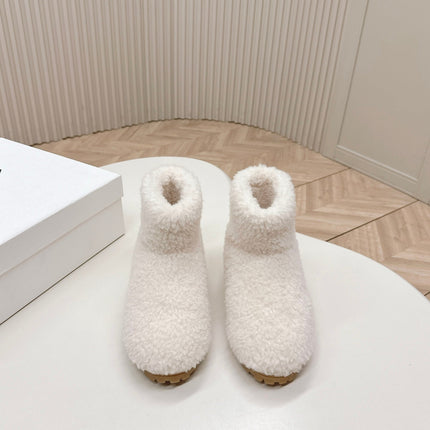 SNOW ANKLE BOOTS IN WHITE SHEARLING