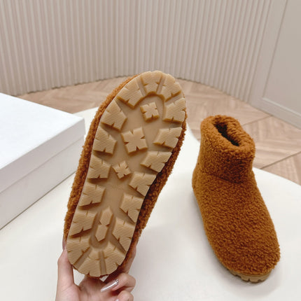 SNOW ANKLE BOOTS IN BRONZE BROWN SHEARLING