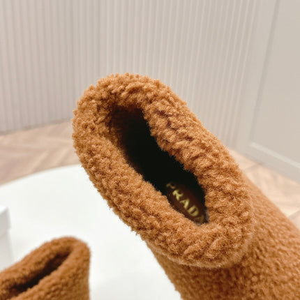 SNOW ANKLE BOOTS IN BRONZE BROWN SHEARLING