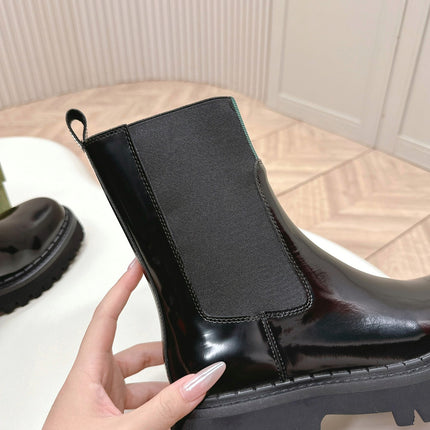 GG CLASSIC MARTIN BOOTS IN BLACK PATENT LEATHER