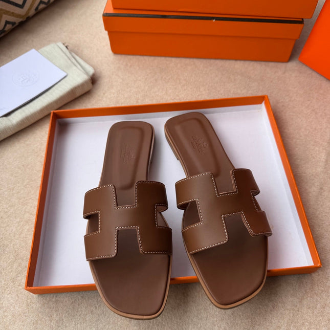 0RAN SANDALS IN PECAN BROWN CALFSKIN