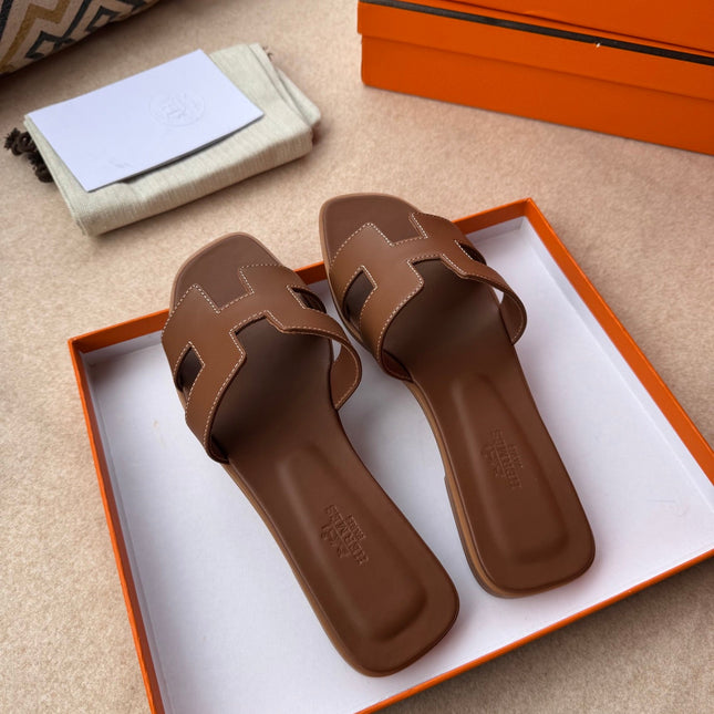 0RAN SANDALS IN PECAN BROWN CALFSKIN