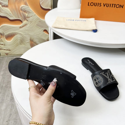 FLAT SLIDE IN BLACK LAMBSKIN WITH RHINSTONES