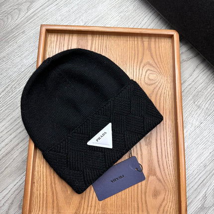 BEANIE HAT IN BLACK WOOL AND RABBIT FUR 342038
