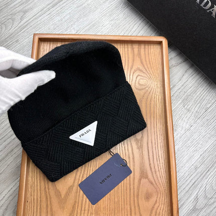 BEANIE HAT IN BLACK WOOL AND RABBIT FUR 342038