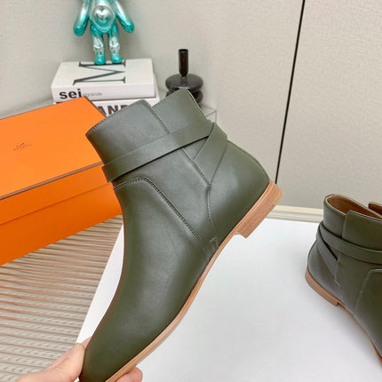 WOMEN'S NEO ANKLE BOOT IN ARMY GREEN CALFSKIN