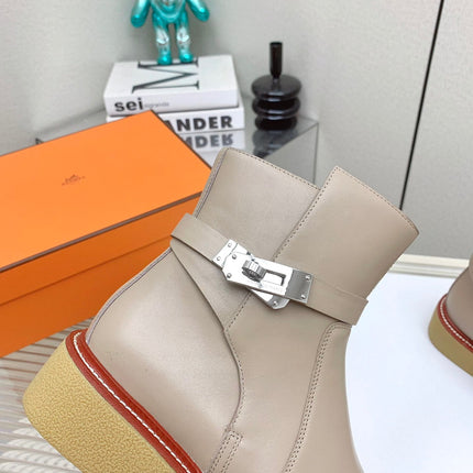 BOTINES HISTORY BOOTS IN DESERT BROWN CALFSKIN