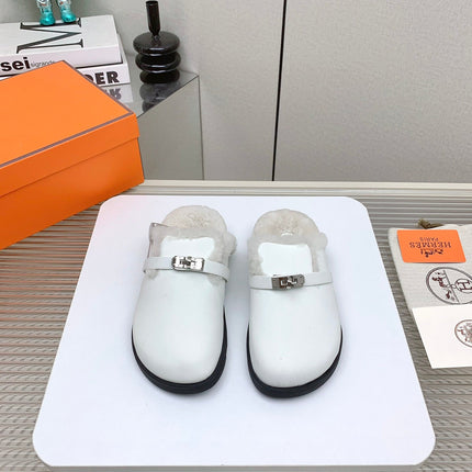 SLIP-ON MULE IN WHITE CALFSKIN AND SHEARLING LINING