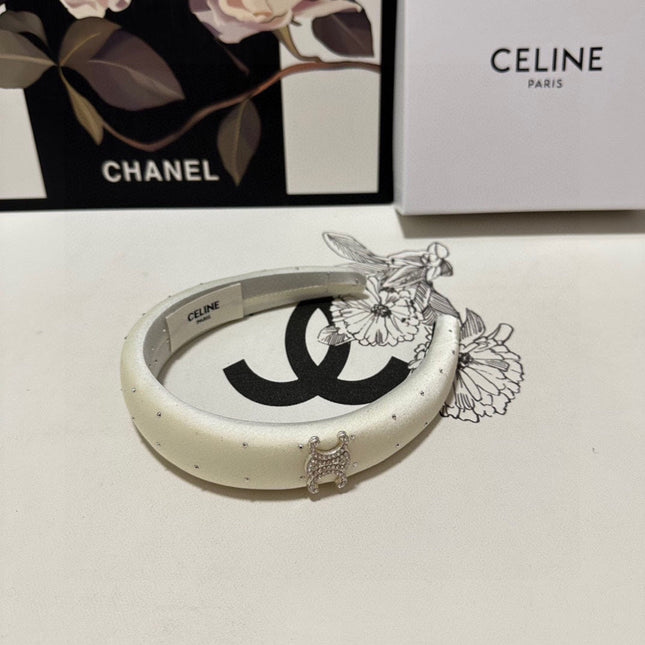 WHITE SILK WITH CRYSTAL HAIRBAND 400484