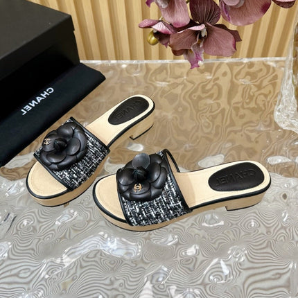 PLATFORM SLIPPERS WITH FLOWER IN BLACK LAMBSKIN