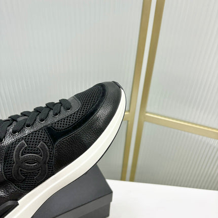 SNEAKER IN BLACK SUEDE