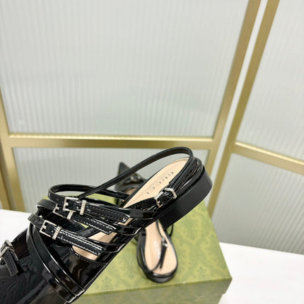 STRAPPY FLAT SLINGBACK IN BLACK GLOSSY CALFSKIN