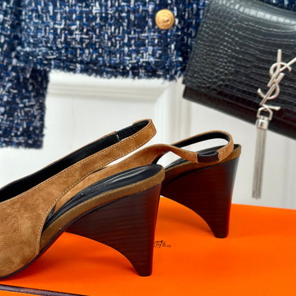 HIGH HEEL 75 MM POINTED- TOE SANDAL IN CIDER BROWN SUEDE