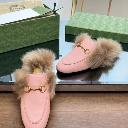 HORSEBIT MULE IN LIGHT PINK CALFSKIN AND LAMB WOOL LINING