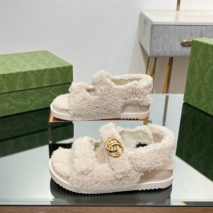 DAD SANDALS IN WHITE FLEECE WITH GOLD HARDWARE