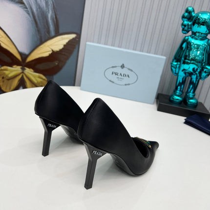 HIGH-HEEL PUMPS IN BLACK SATIN