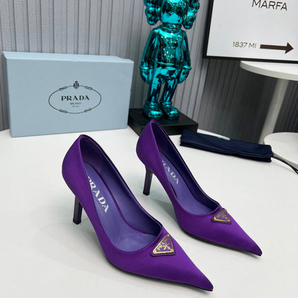 HIGH-HEEL PUMPS IN VIOLET SATIN
