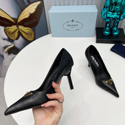 HIGH-HEEL PUMPS IN BLACK SHEEPSKIN