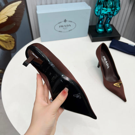 HIGH-HEEL PUMPS IN CHOCOLATE BROWN SATIN