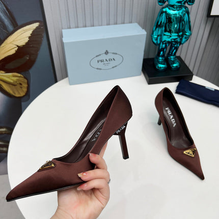 HIGH-HEEL PUMPS IN CHOCOLATE BROWN SATIN