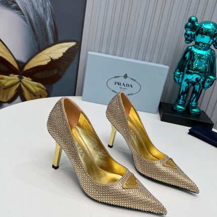 CRYSTAL HIGH-HEEL PUMPS IN GOLD SATIN WITH TRIANGLE LOGO