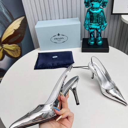 HIGH SLING BACK PUMPS IN SILVER GLOSSY CALFSKIN