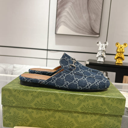 MEN'S MULE WITH HORSEBIT IN DENIM BLUE MONOGRAM JACQUARD FABRIC