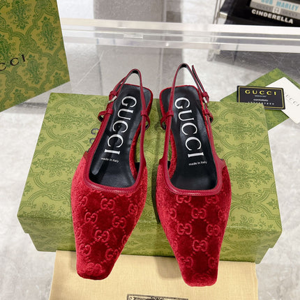SLINGBACK FLATS IN CHERRY RED VELVET
