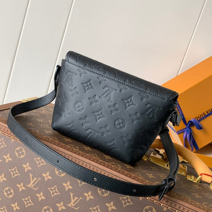 LV 25S PULSE WEARABLE WALLET 22 IN BLACK MONOGRAM SHADOW EMBOSSED CALFSKIN