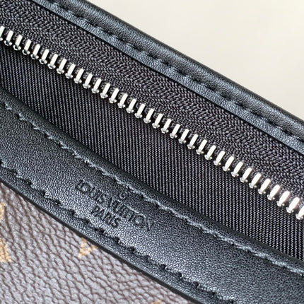 LV 25S GASTON WEARABLE WALLET 22 IN MONOGRAM MACASSAR CANVAS