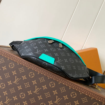 LV 25S DISCOVERY BUMBAG 44 IN BLACK AQUA MONOGRAM ECLIPSE CANVAS AND CALFSKIN