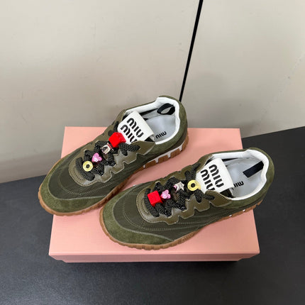 TYRE SNEAKERS IN DARK GREEN TECHNICAL FABRIC AND SUEDE WITH STICKER