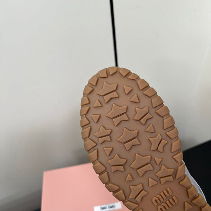 TYRE SNEAKERS IN GREY TECHNICAL FABRIC AND SUEDE WITH STICKER