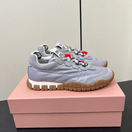 TYRE SNEAKERS IN GREY TECHNICAL FABRIC AND SUEDE WITH STICKER