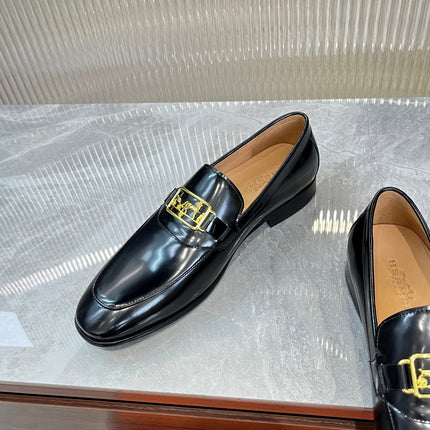 HM GOLD BUCKLE LOAFER BLACK CALFSKIN
