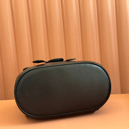 MARMONT BACKPACK 20 IN BLACK CALFSKIN GOLD HARDWARE