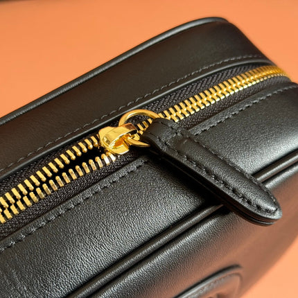 BLONDIE SMALL SHOULDER BAG 21 IN BLACK SMOOTH CALFSKIN