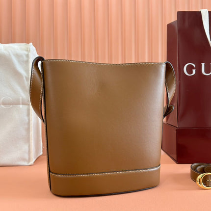 73 MEDIUM BUCKET BAG 27.5 IN BROWN SMOOTH CALFSKIN