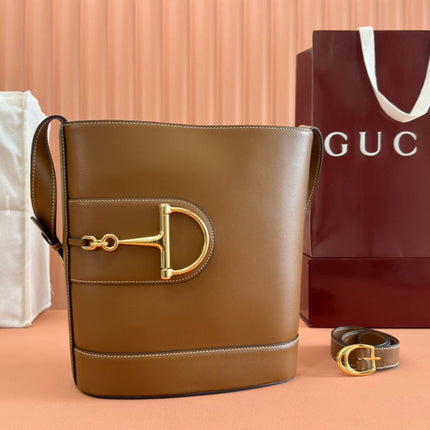 73 MEDIUM BUCKET BAG 27.5 IN BROWN SMOOTH CALFSKIN